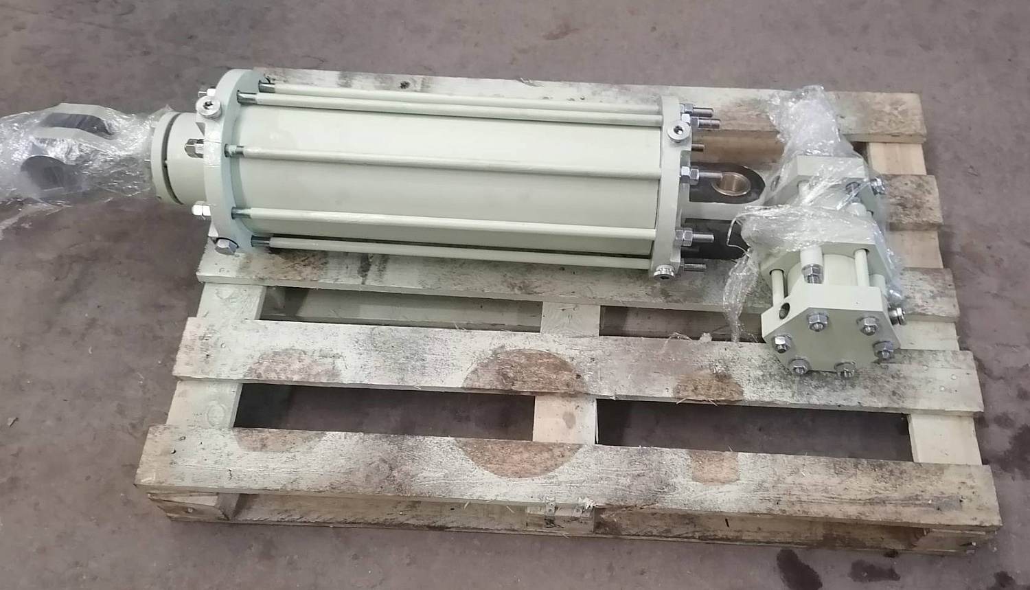 Пневмоцилиндр 1302003-0601.05.00